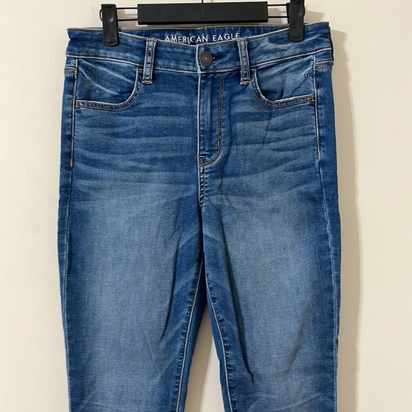 American Eagle Ne(x)t Level Stretch Hi-Rise Medium Wash Denim Jegging Size 10 - Picture 2 of 11